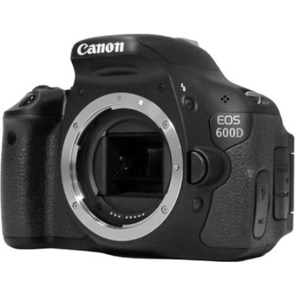 Canon 600 D Only Body বিক্রি হবে